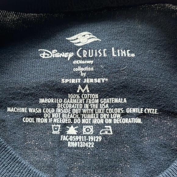 🆕 Disney Cruiseline Jersey Gold Glitter Puffed Graphics Size M - Picture 9 of 13